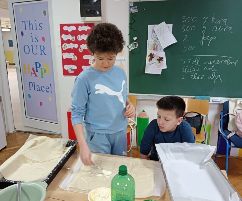 VESELI NAS KUHATI ZA DRUGE