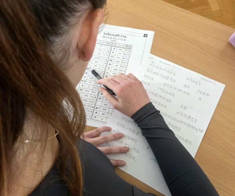 GLAGOLJAJMO ZAJEDNO!